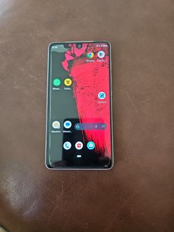 Essential  Ph1 Cell Phone