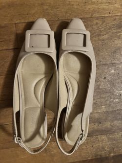 Pink flat shoes size 9