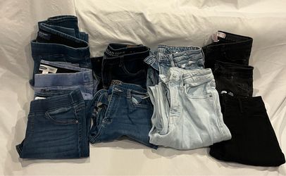 10 pairs of Assorted Girls Jeans - Make offer