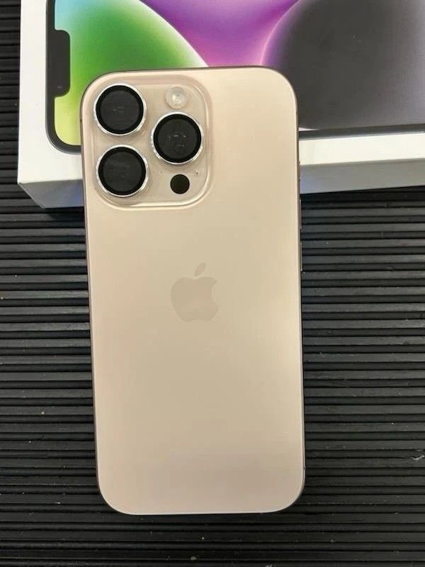 Unlocked iPhone 16Pro
