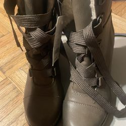 Boots 