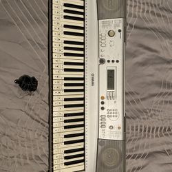 Yamaha Digital Keyboard