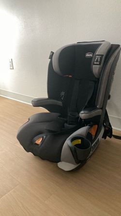 Chicco DuoGuard Booster Car Seat