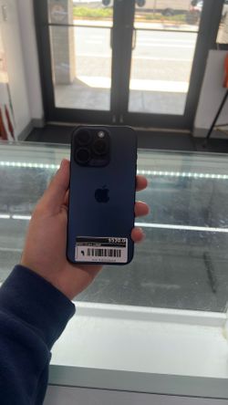 iPhone 15 Pro 128GB (Unlocked)