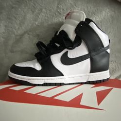 Nike Dunks (women’s SZ 10