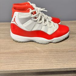 Jordan 11 Cherry