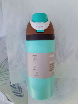 Cups water bottles