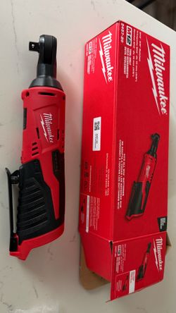 Milwaukee M12 12V Lithium-Ion Cordless 3/8 in. Ratchet (Tool-Only)