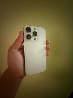 iPhone 15 Pro 256GB No Sim Restrictions