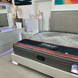 4th Of July Pre Sale🇺🇸Stunning Silver 5pc Bedroom Furniture Set With LED Lighting Available Now