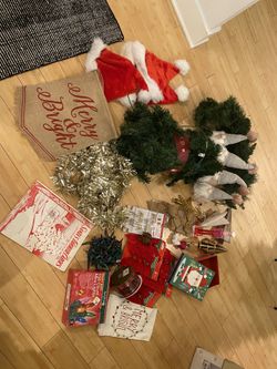 MUST GO Christmas Bundle