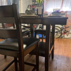 Table Set