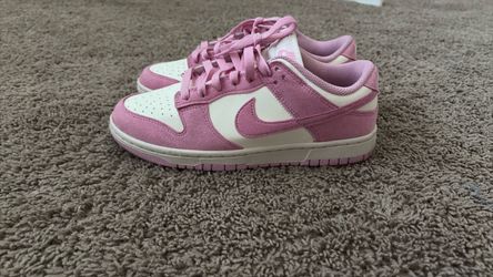 8.5 pink dunks