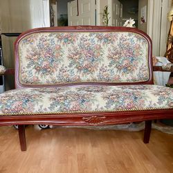 Victorian style Couch/ Bench