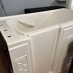 Walk In Tub