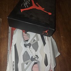 Jordan 4