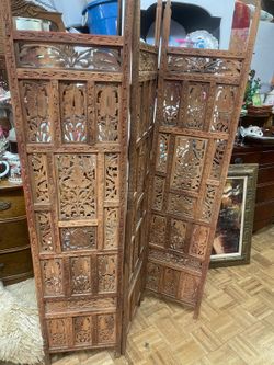 Vintage 1970s carved wood morrocan screen room divided 45 by 66
