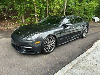2018 Porsche Panamera