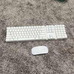 Apple Wireless Keyboard And Magic Mouse 🐁 