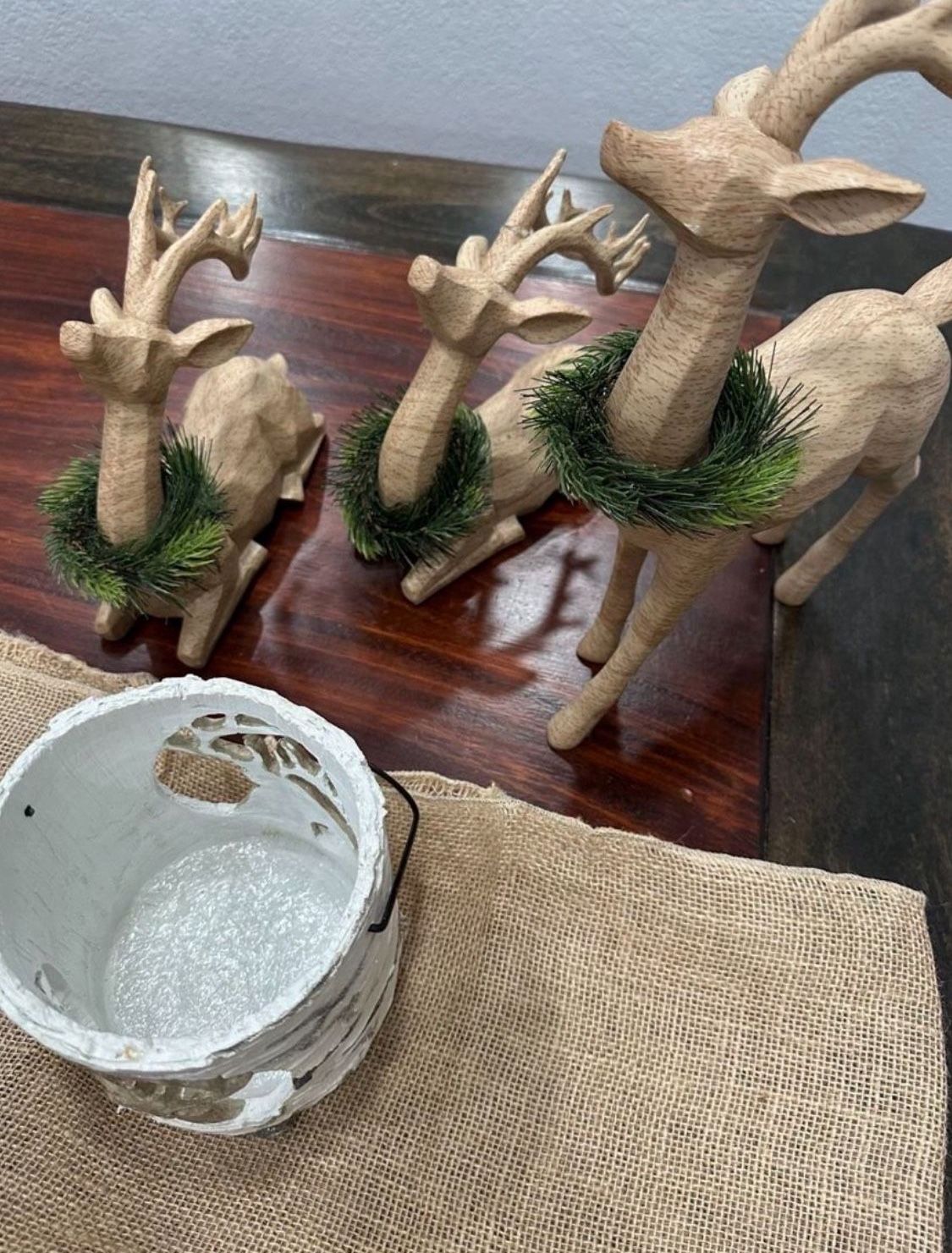 Winter 3 Pcs Deer Décor And Matching Candle Holder