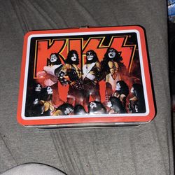 Kiss Collectibles 