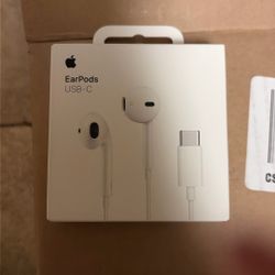 USB C Ear Pods
