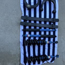 Toyota Tacoma 2021 stock suspension.