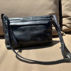 Cole Hahn Felicity Top Zip Purse