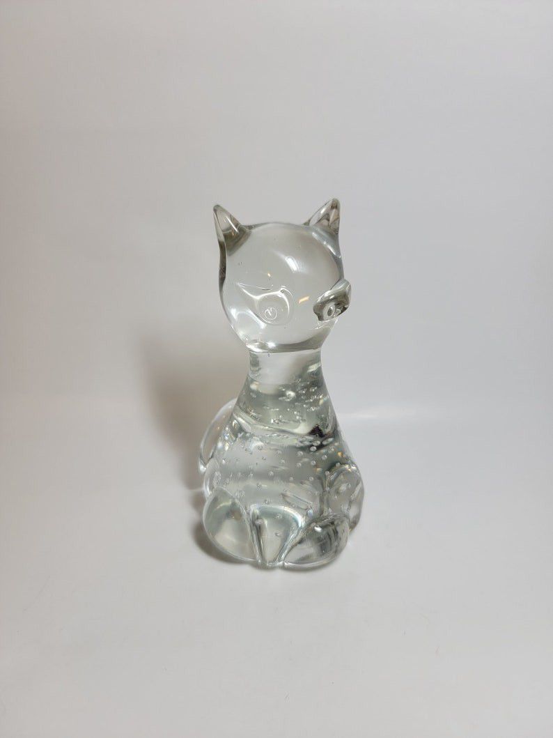 Glass cat figure paperweight

