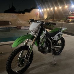 2005 Kawasaki KLX300