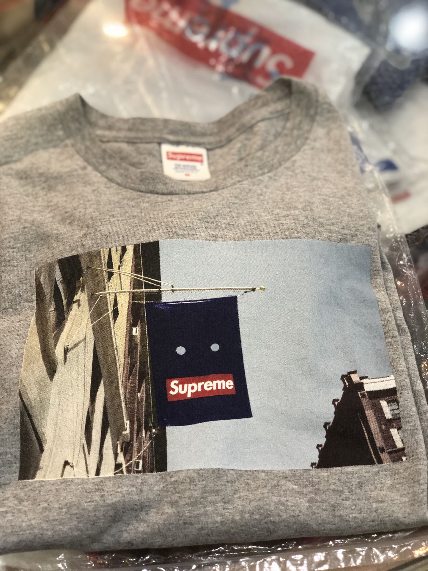 Brand new Heather grey Supreme Banner T-shirt size medium