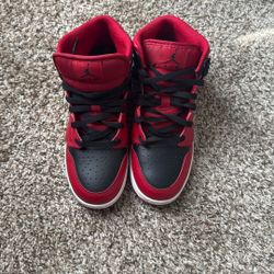Nike Air Jordans 1s Bred 