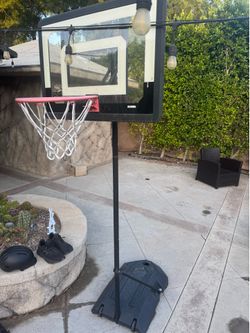 Adjusting basket ball