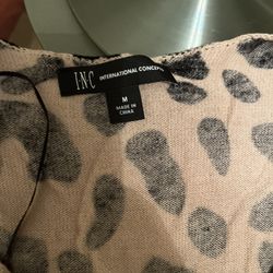 Women’s Clothing 