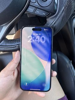 iPhone 15 Black