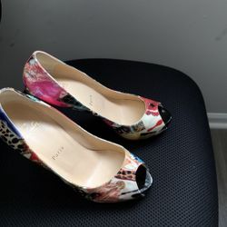 SHOES FOR SALE!(Read Description)