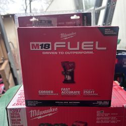 Milwaukee compact router 