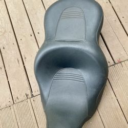 Genuine Harley-Davidson OEM passenger or two-up seat