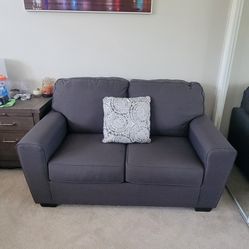 Loveseat - Gray - 2 Cushion - Excellent Condition