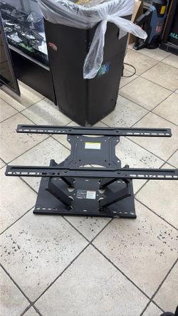 Armstrong 37”-80” Full Motion TV Wall Mount 