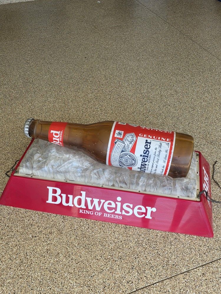 Vintage Budweiser Ice Cube Pool Table Sign