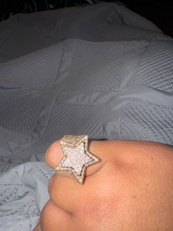10k 18g diamond ring