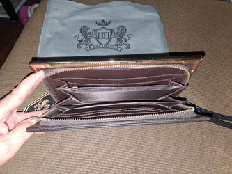 Wallet Deluxity Brand New With Bag 