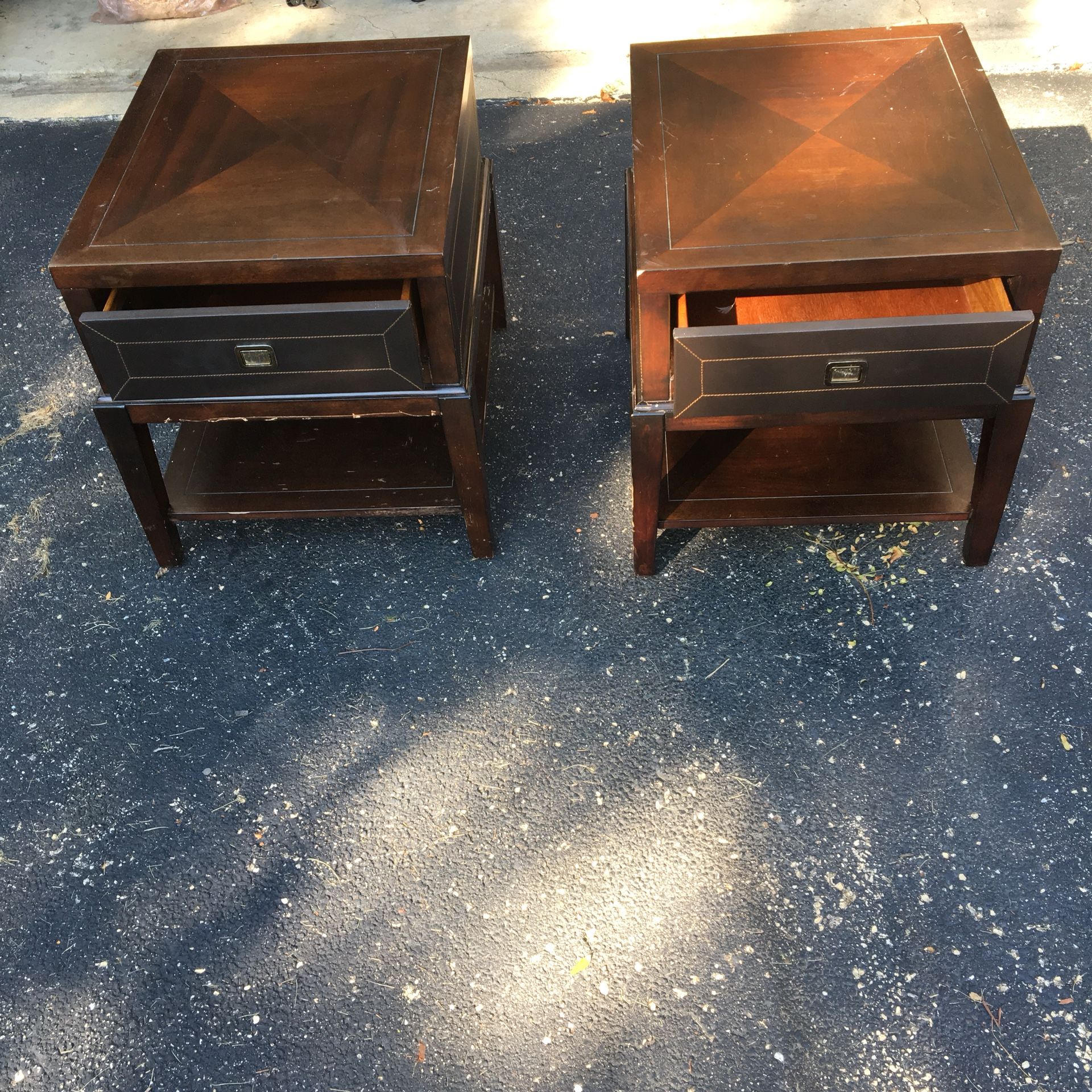 Set of end tables (American Signature)