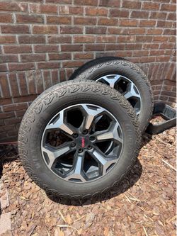 2025 GMC Yukon AT4 wheels and tires