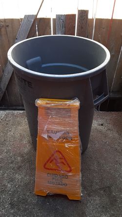 Caution wet floor new brute garbage can