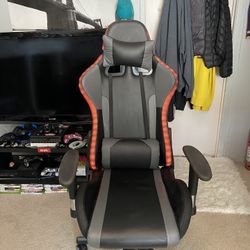Gaming Chair With Lights And Speakers!!