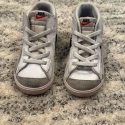 Toddler Nike Blazer - Size 8C