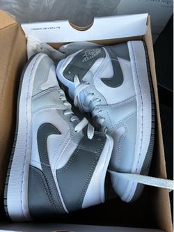 AIR JORDAN 1 MID