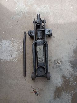 Vintage Hydraulic Automotive Floor  Jack